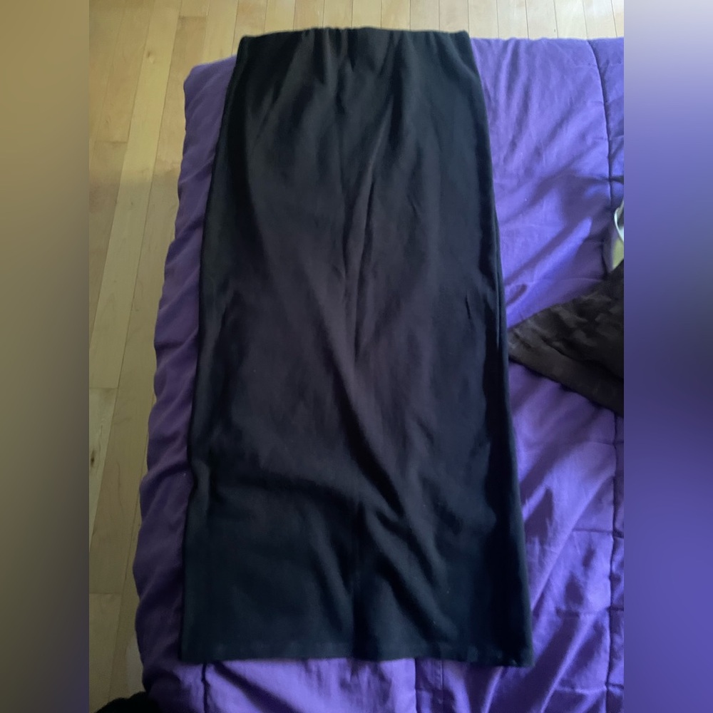 Zara Classic Black Pencil Skirt